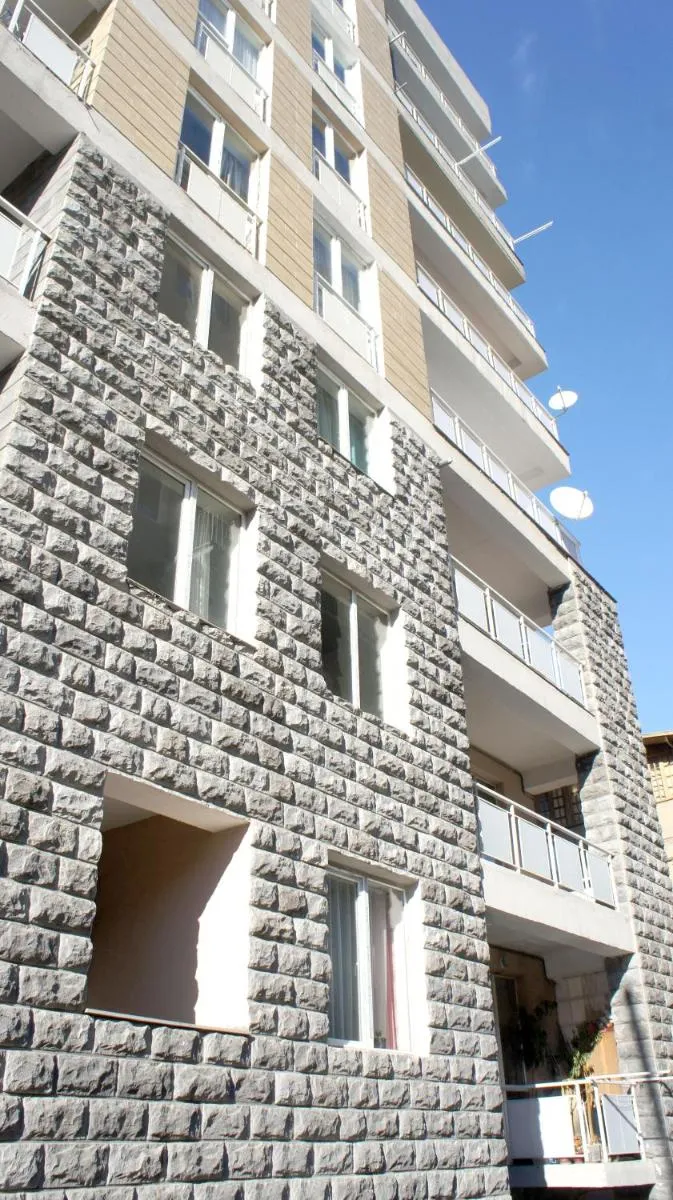Image 3 of Happy Apartment 7