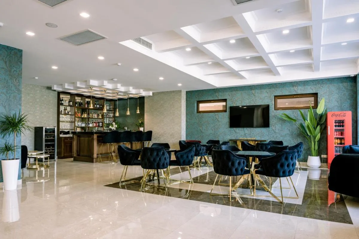 Image 5 of Highgarden Hotel
