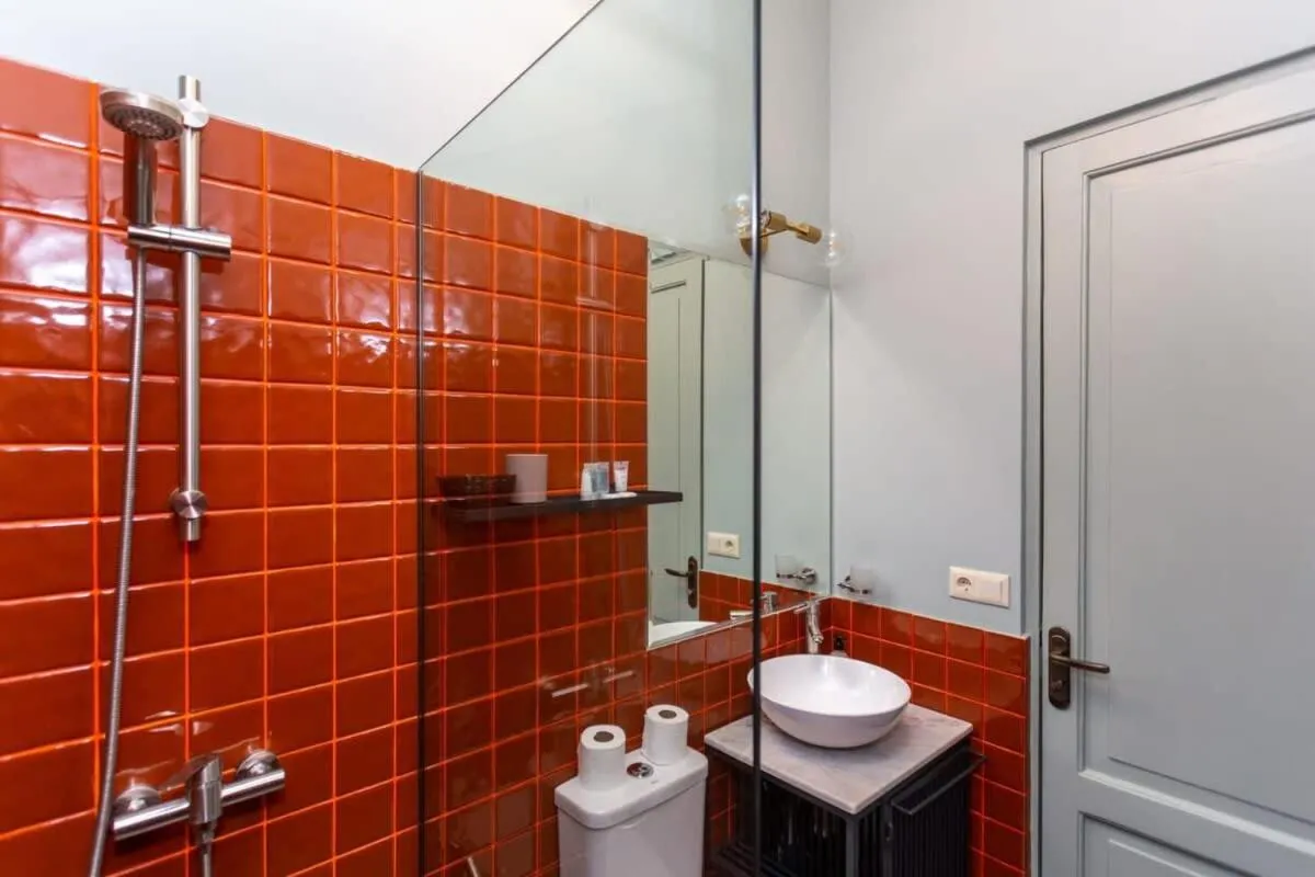 Image 1 of Historic Modern 1BR Apartment In The Centre