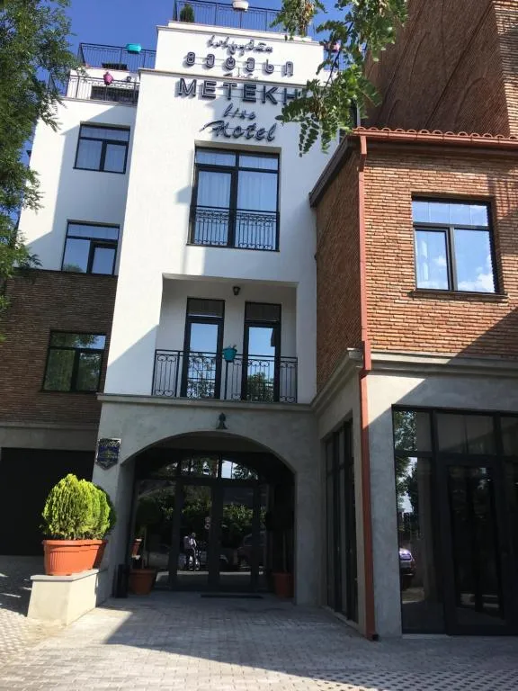 Image of Hotel Metekhi Line