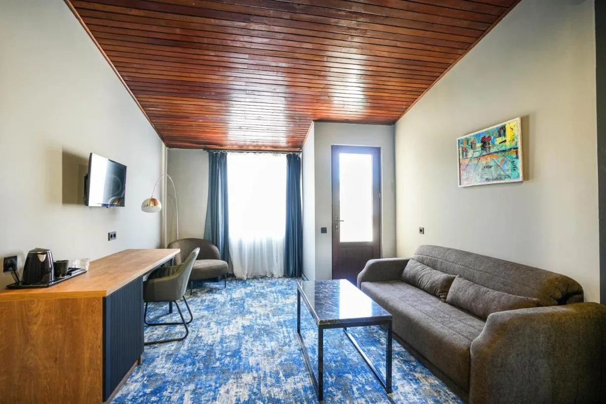 Image 4 of Hotel Splendid Tbilisi