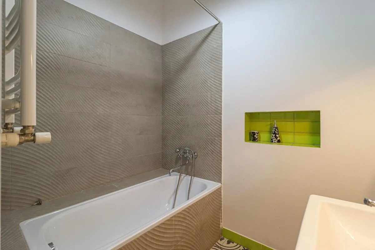 Image 6 of INOLA Sunny flat with balcony in central Tbilisi