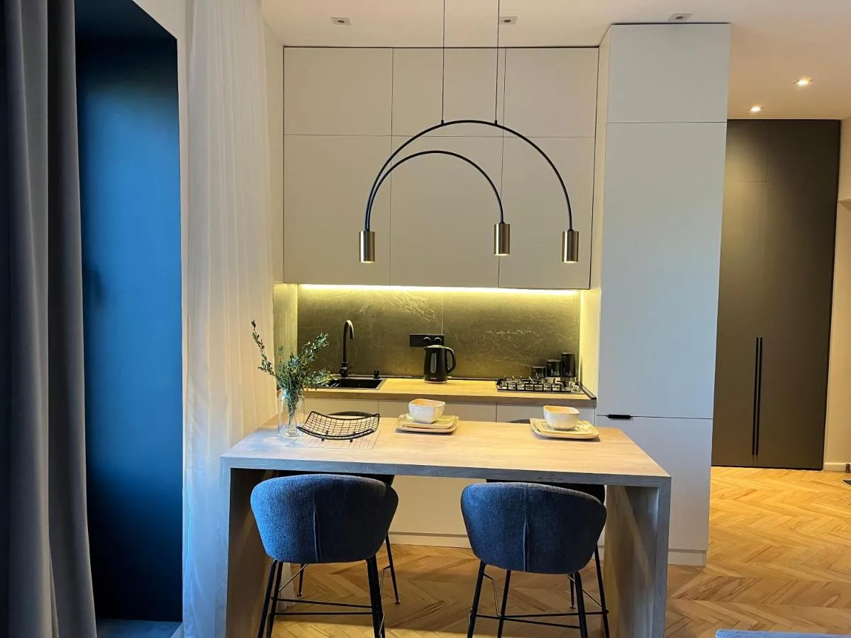 Image 2 of J&J City Centre Apartment