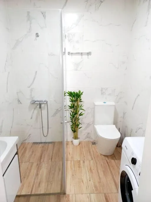 Image 6 of Luxury 2 BR Apartment in Isani