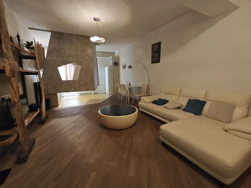 Image of Luxury Apartment III