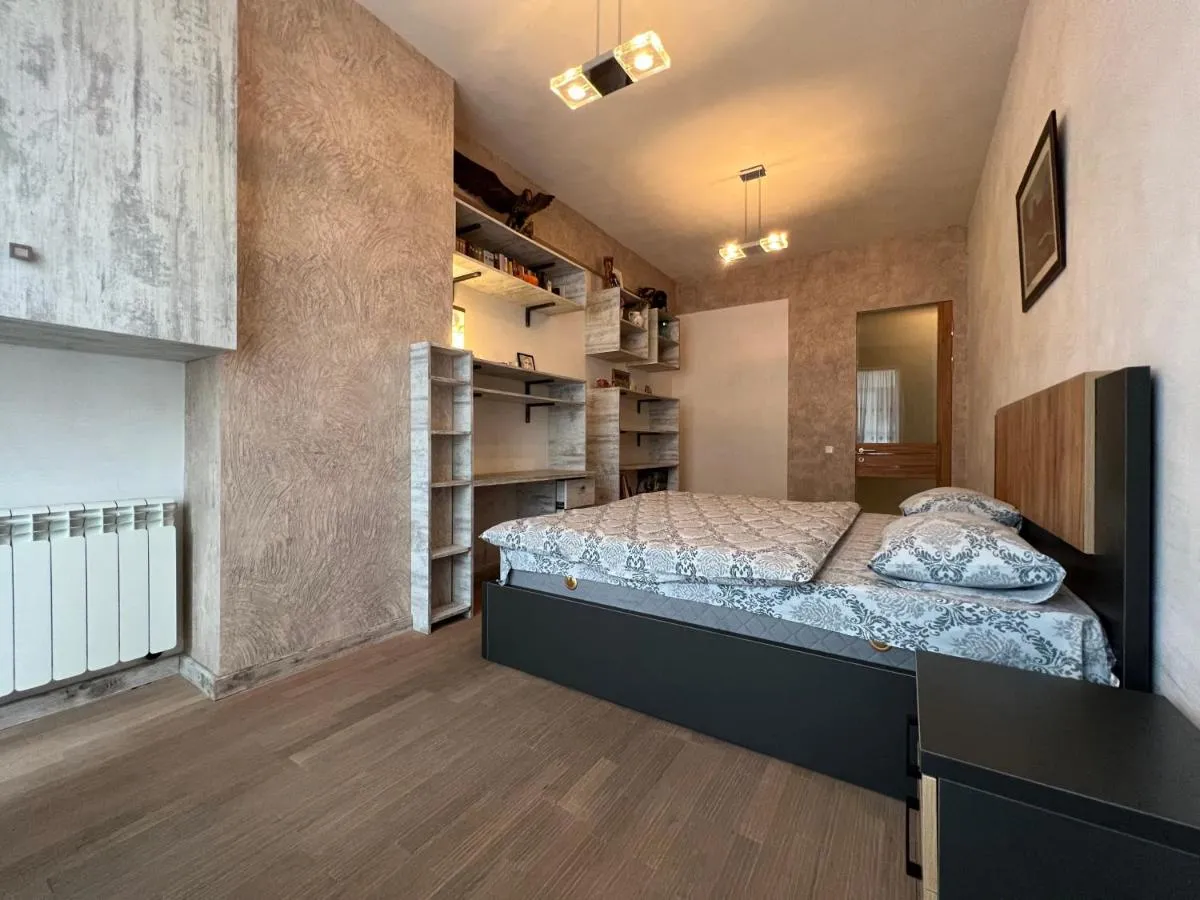 Image 6 of Luxury Apartment on Rustaveli Avenue
