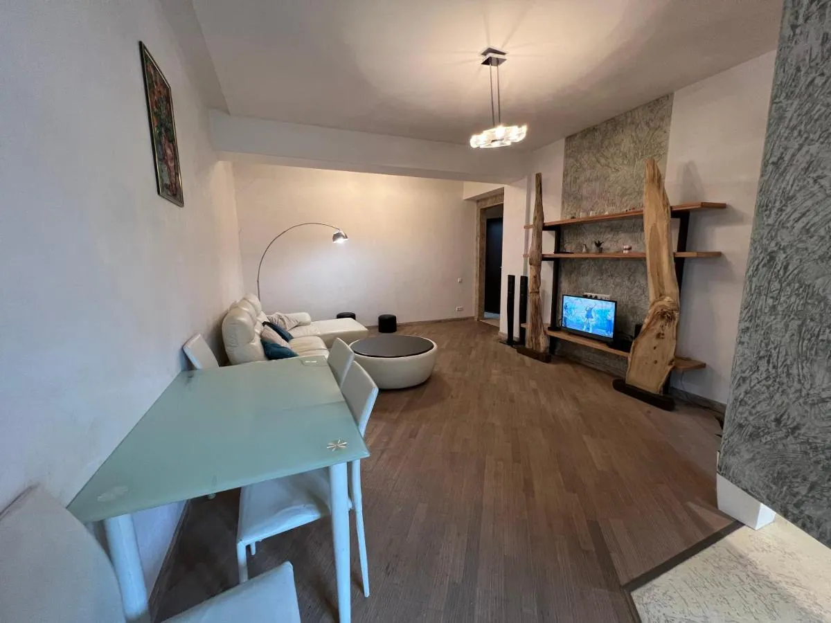 Image 2 of Luxury Apartment on Rustaveli Avenue