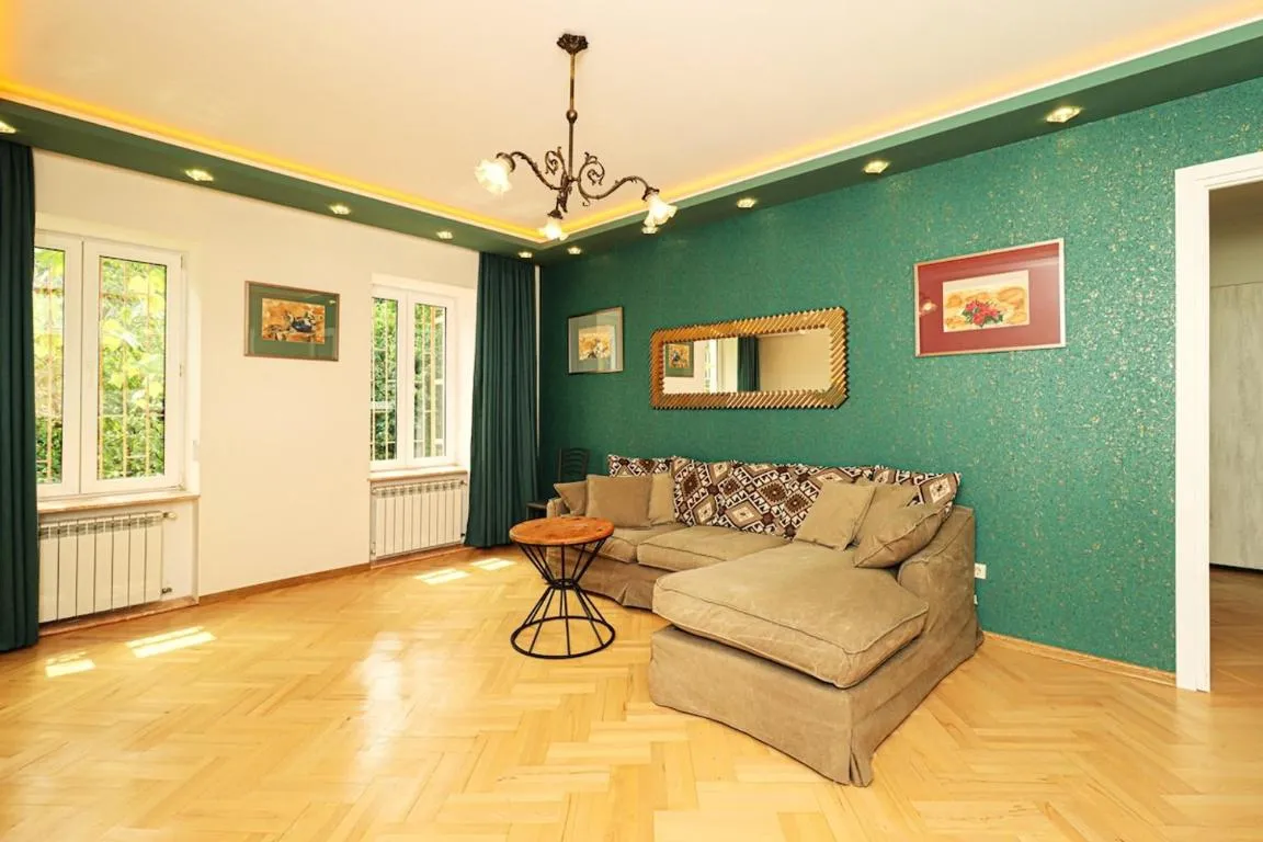 Image of Modern 1BR Apt near Rustaveli – By Wehost