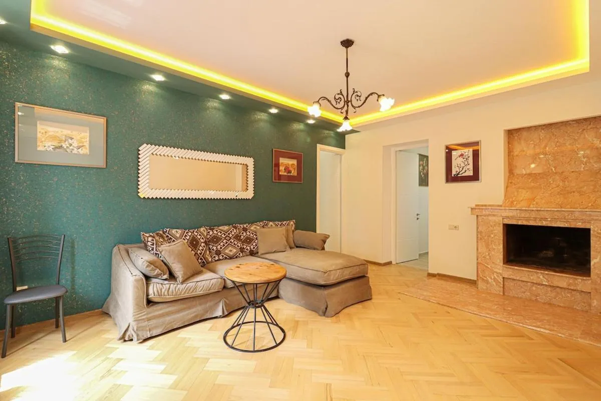 Image 4 of Modern 1BR Apt near Rustaveli – By Wehost