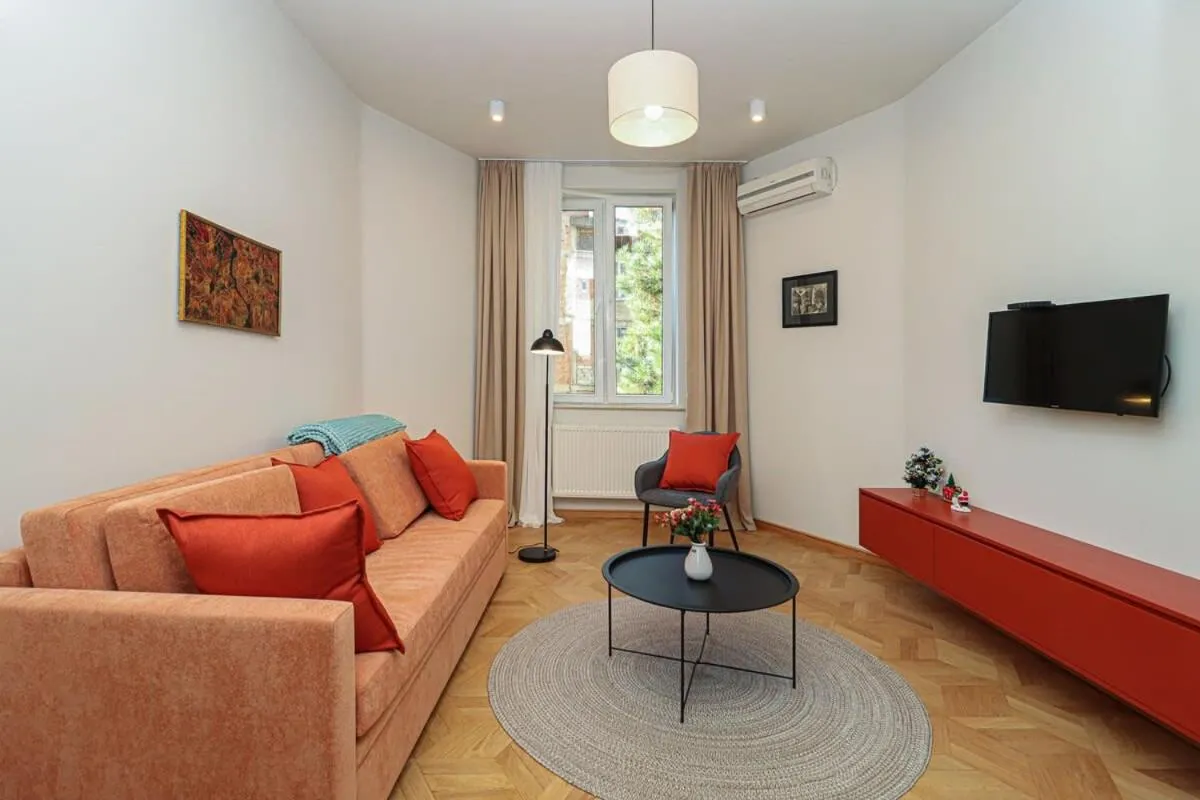 Image 4 of Modern 1BR apt w balcony in old Tbilisi-By Wehost