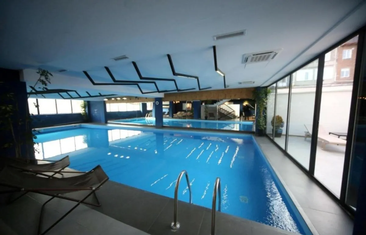 Image 5 of Modern 2 bed room apartment with pool and gym