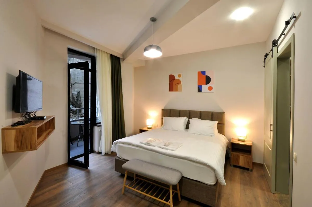 Image 6 of Modern Apartments