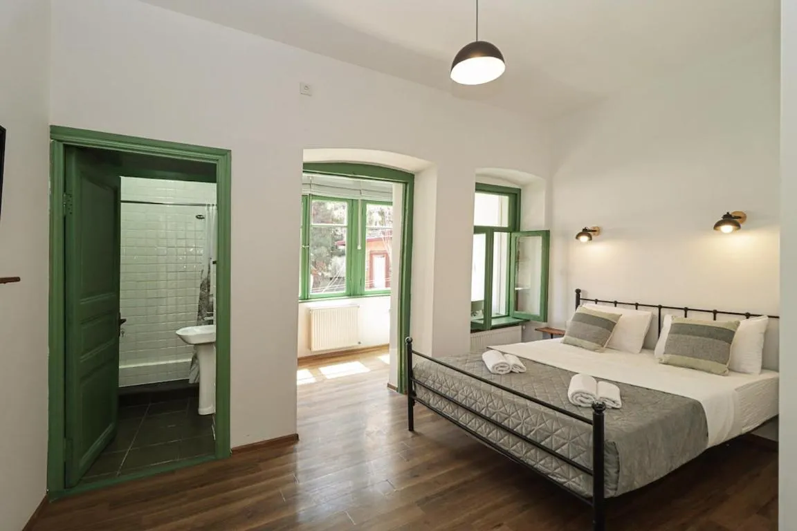 Image of Modern Studio in Central Tbilisi By Wehost
