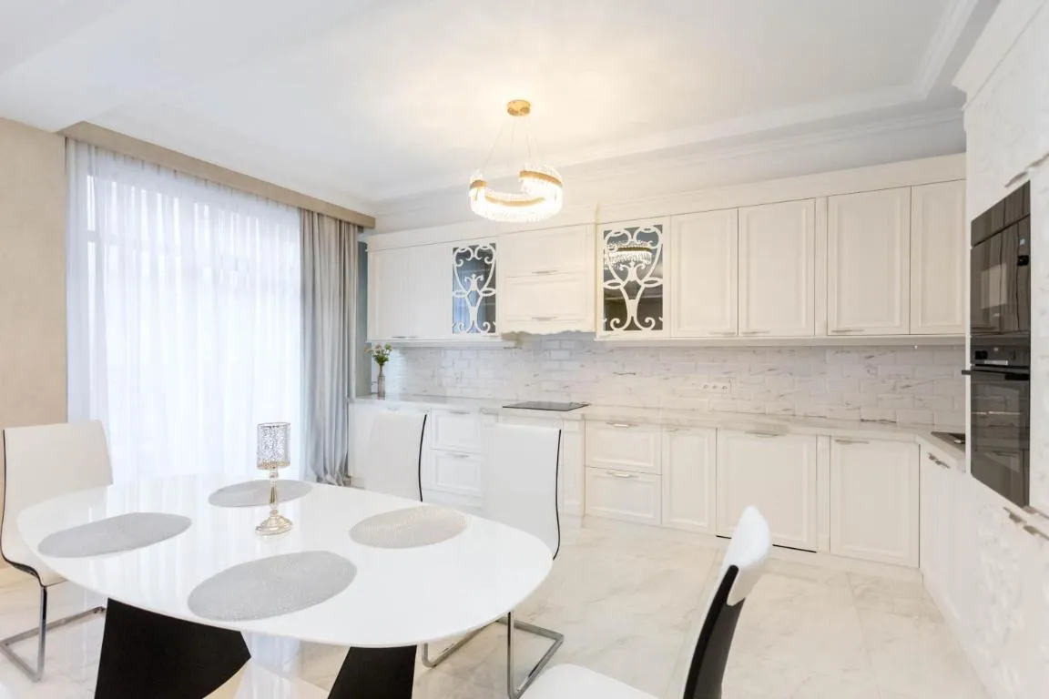 Image of NEW-Downtown Apartment lll