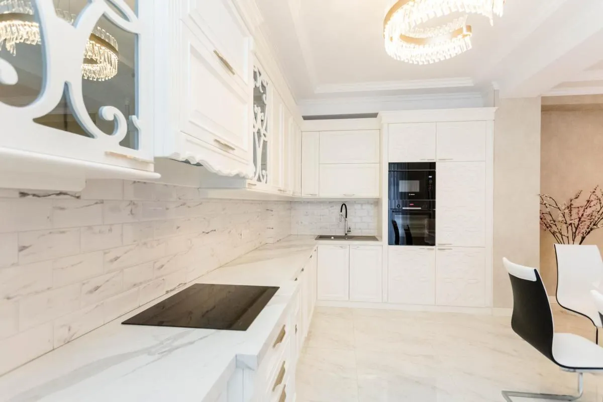 Image 4 of NEW-Downtown Apartment lll