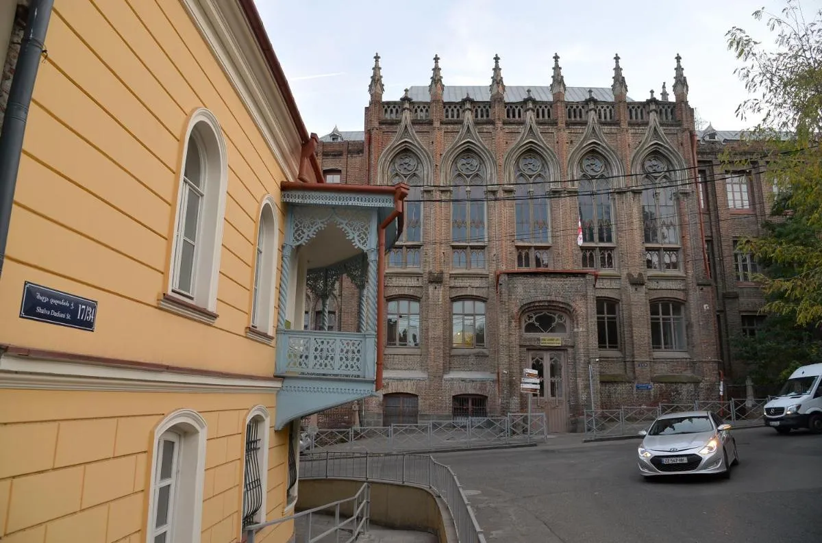 Image 5 of Natia’s apartment on Dadiani st.