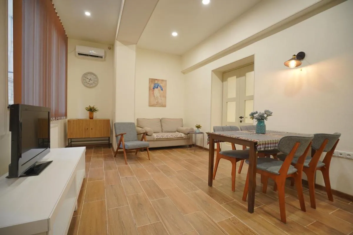 Image 5 of New Apartment Near Holiday Inn