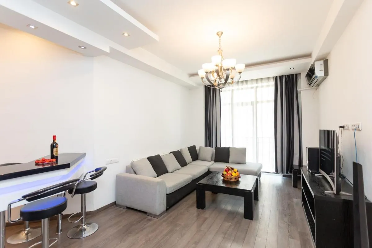 Image 1 of New Central Suite