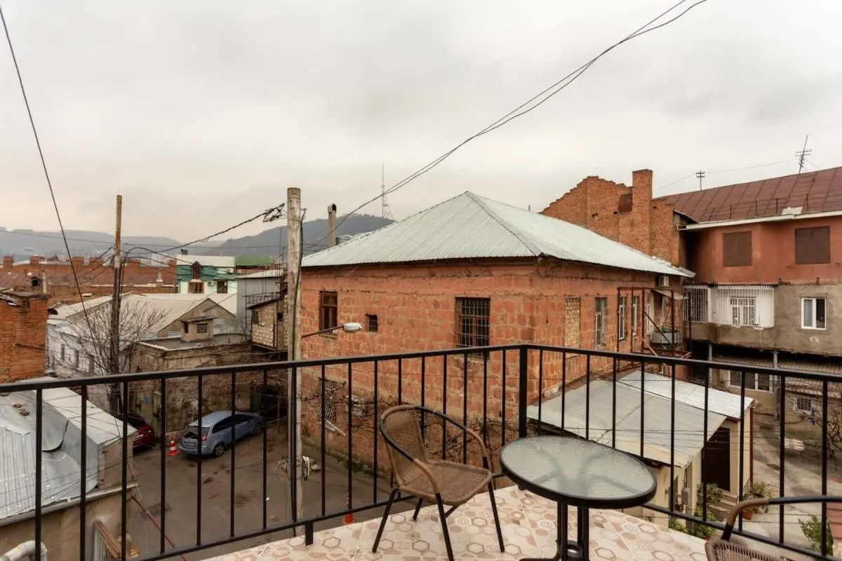 Image 5 of Newly Renovated 2BR Apartment w balcony