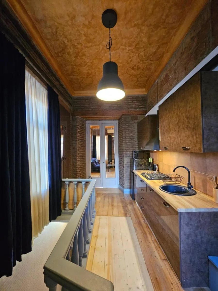 Image 3 of Old Gold Apartment