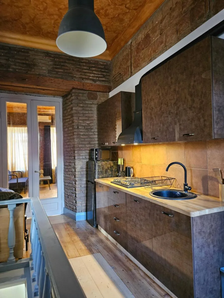 Image 2 of Old Gold Apartment