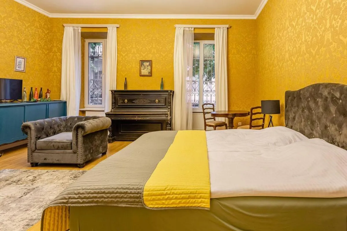 Image 6 of Old Piano Apartment