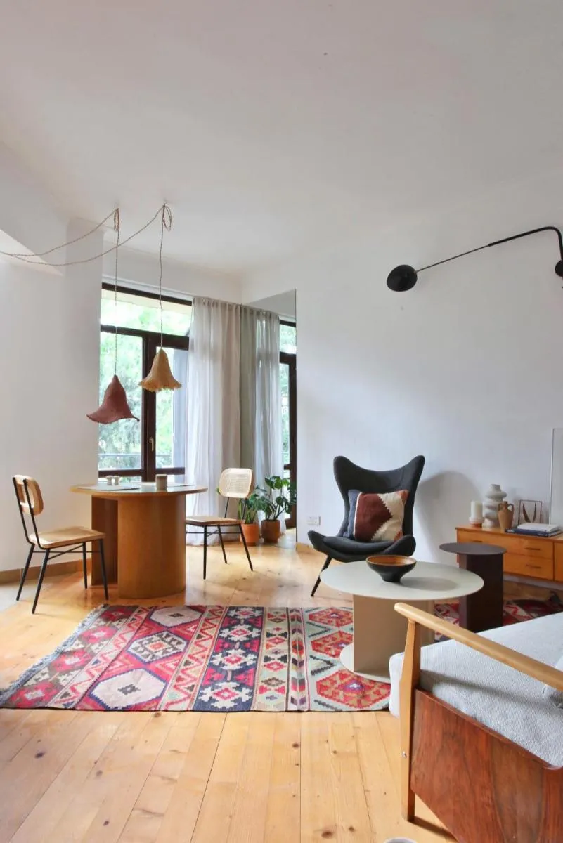 Image 3 of Peaceful Bohemian Apartment – Best Location