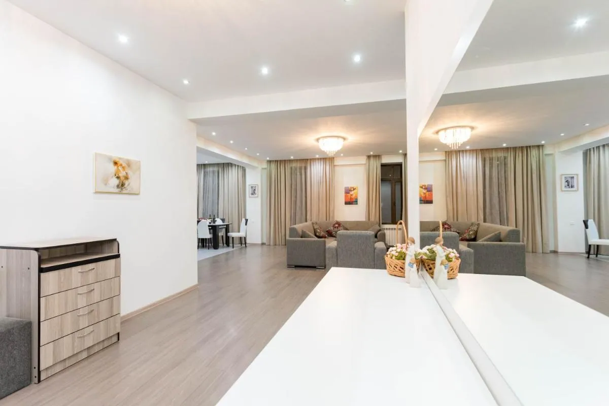 Image 4 of Premium 2 Bedroom Apartment lll