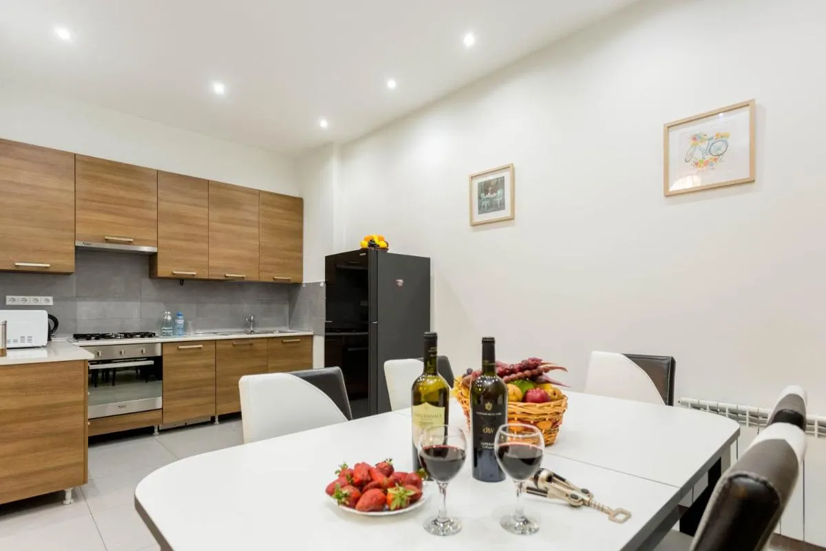 Image 5 of Premium 2 Bedroom Apartment lll