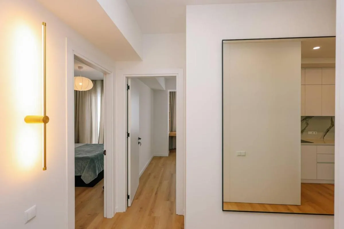 Image 2 of Prestige Living-Luxe 2BR near Lisi Lake