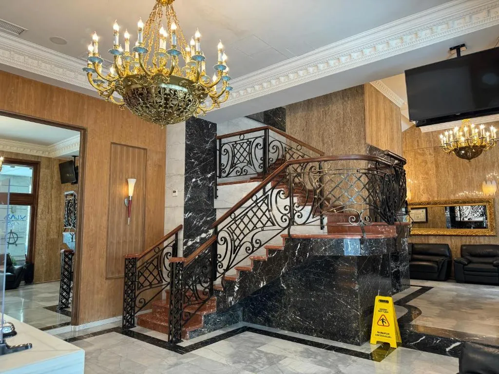 Image of Redline Hotel