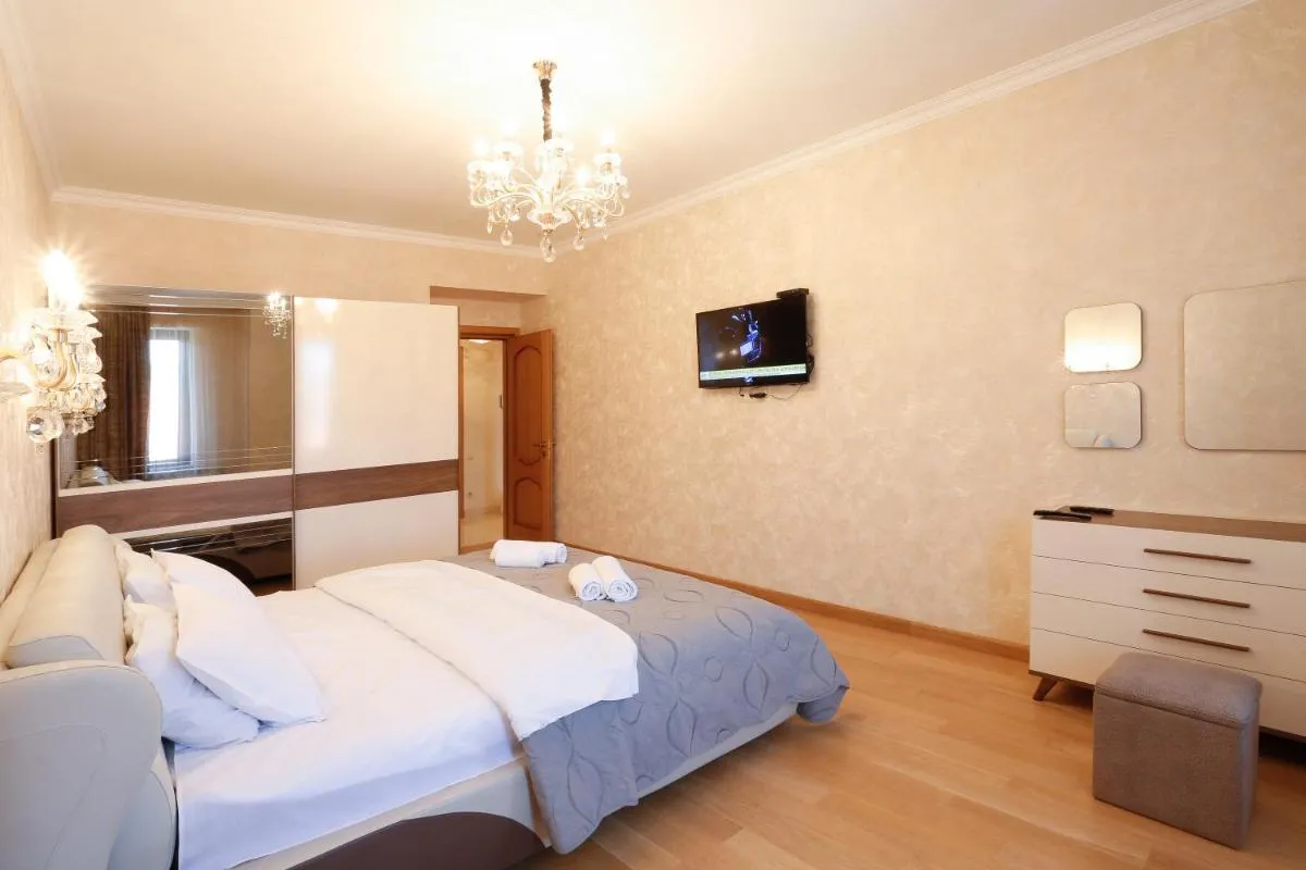 Image 3 of Serviced Apartment on Rustaveli Avenue