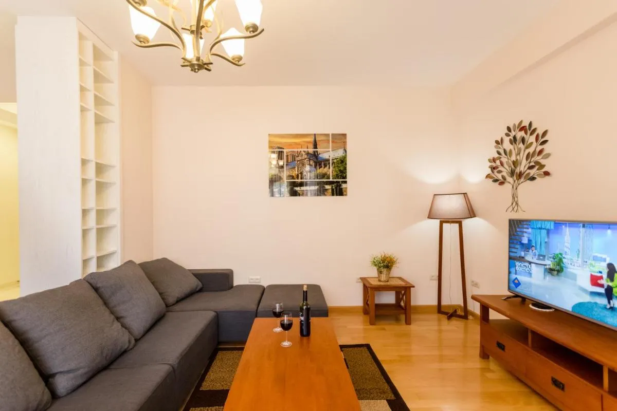 Image 4 of Serviced Apartment on Rustaveli Avenue 16