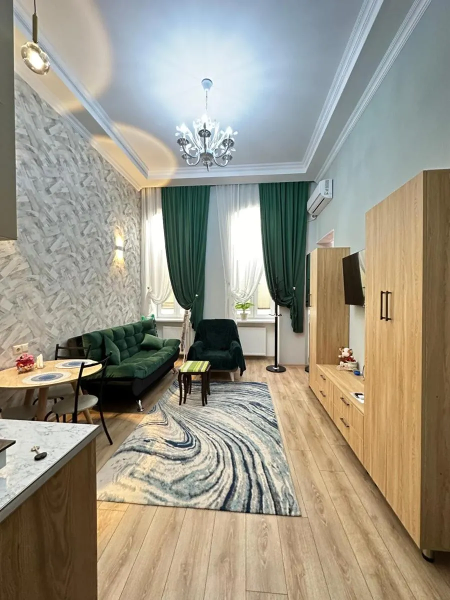 Image 1 of Silver Rooms