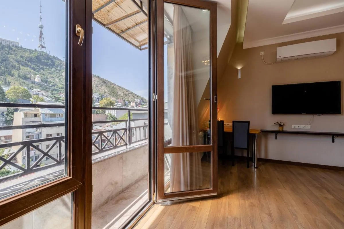 Image 6 of Spacious apartment in the city center II