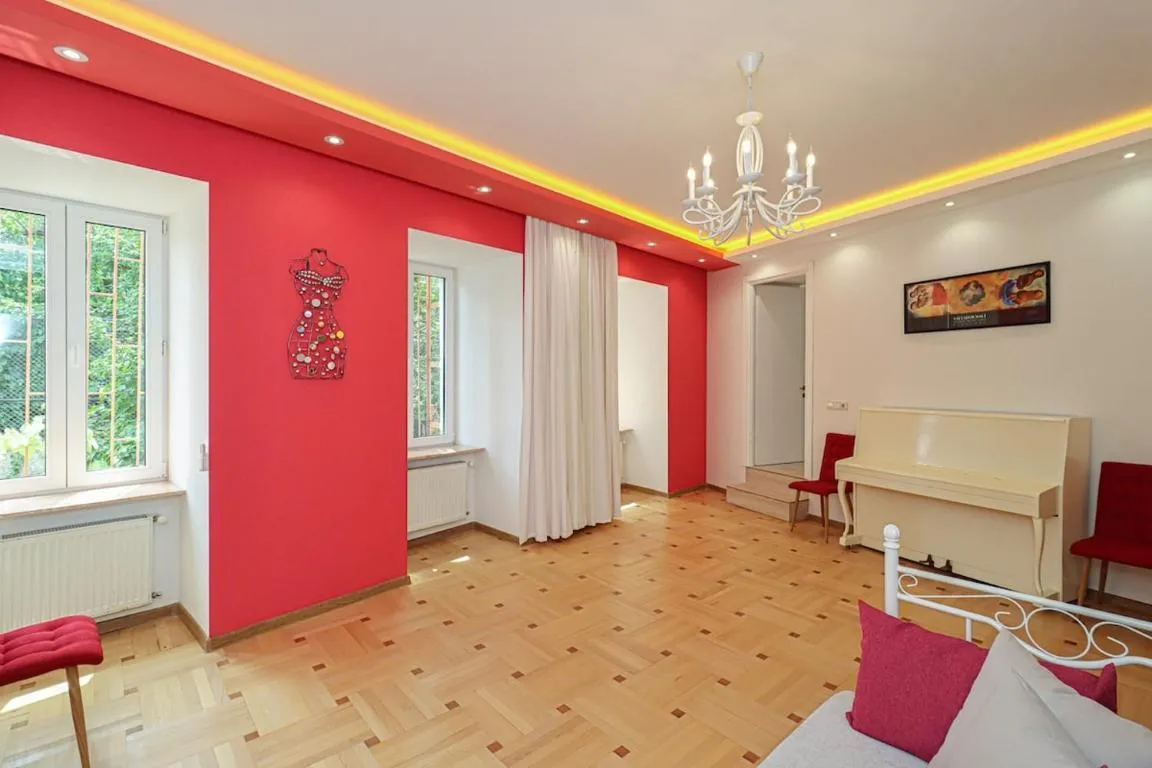 Image of Stylish 1BR Apt near Rustaveli – By Wehost