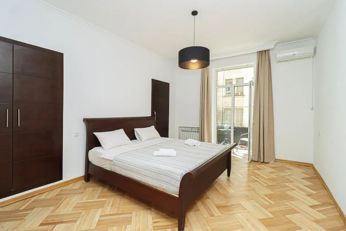Image of Stylish 3BR Apt near Mziuri Park – By Wehost