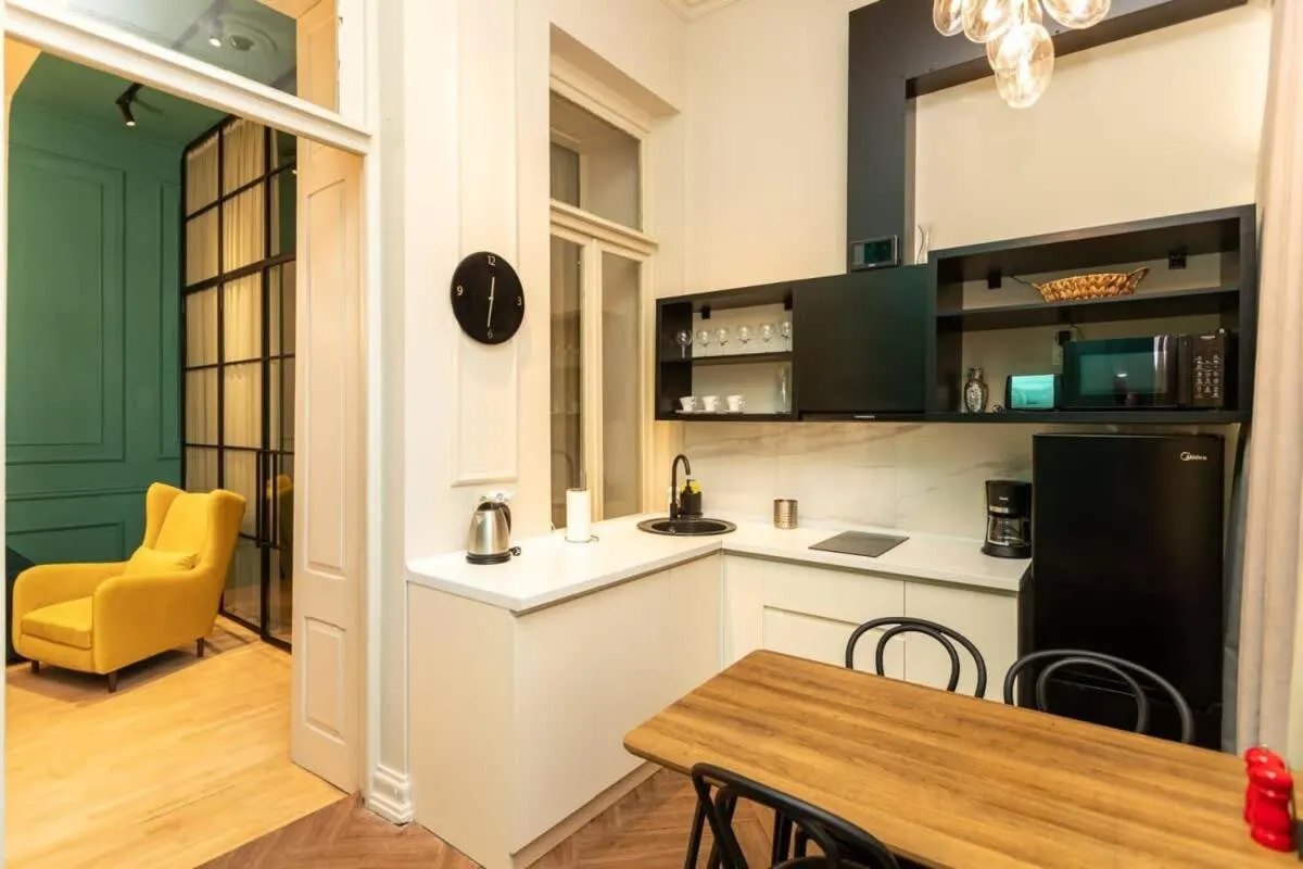 Image 3 of Stylish 3BR House with balcony