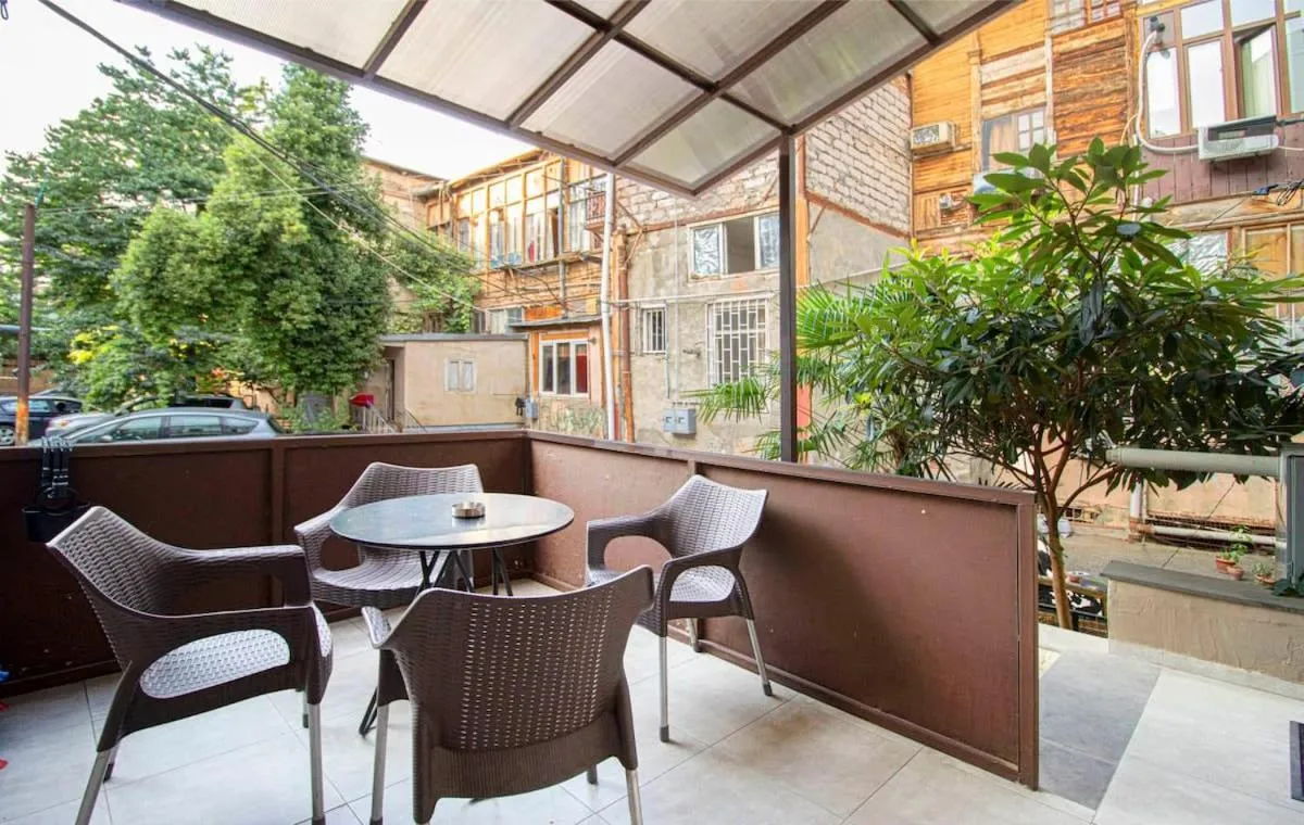 Image 5 of Stylish Modern 1BR Apartment