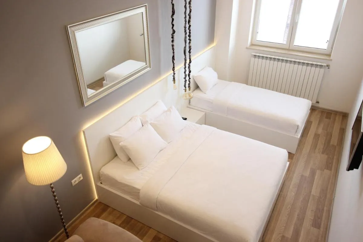Image 4 of Superior Apartments