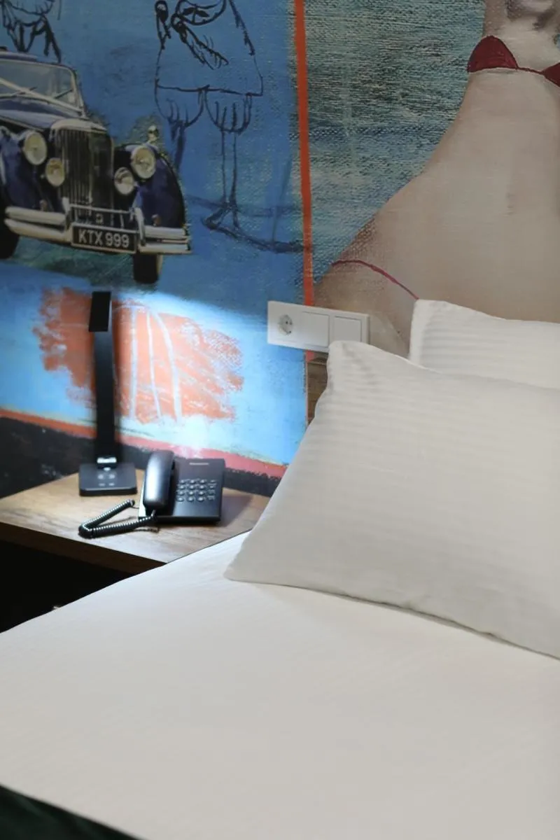 Image 4 of Theory Hotel