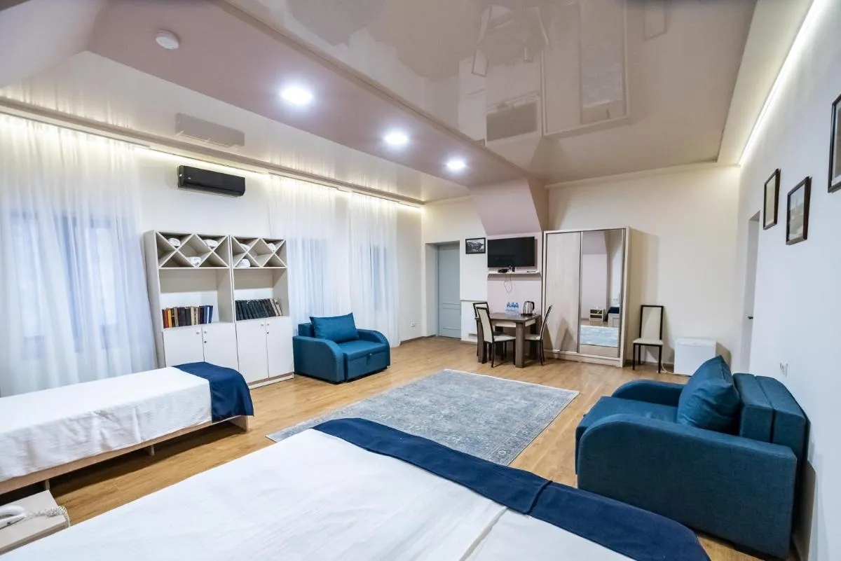 Image 1 of Tiflis Hotel
