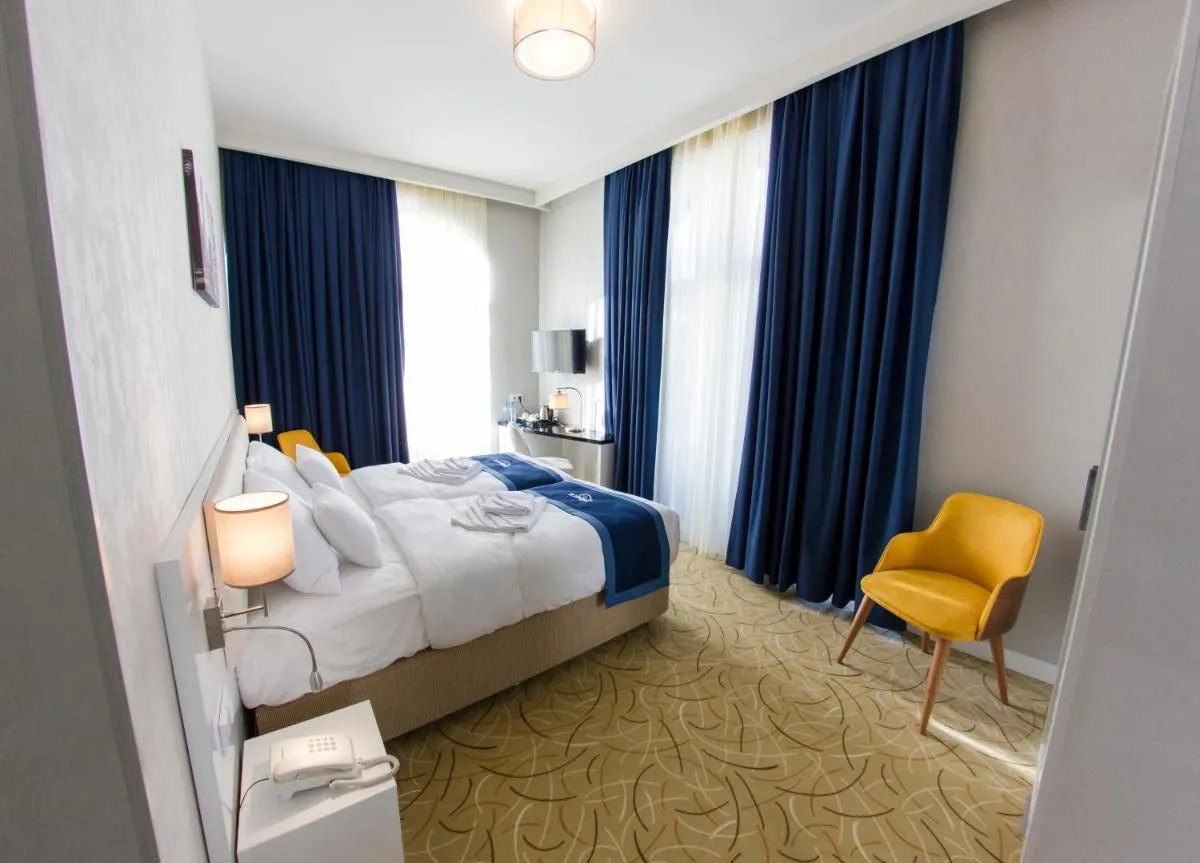 Image 5 of Tribeca Hotel