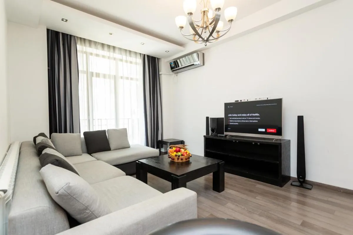 Image 2 of Two bedroom Apartment In The City Center