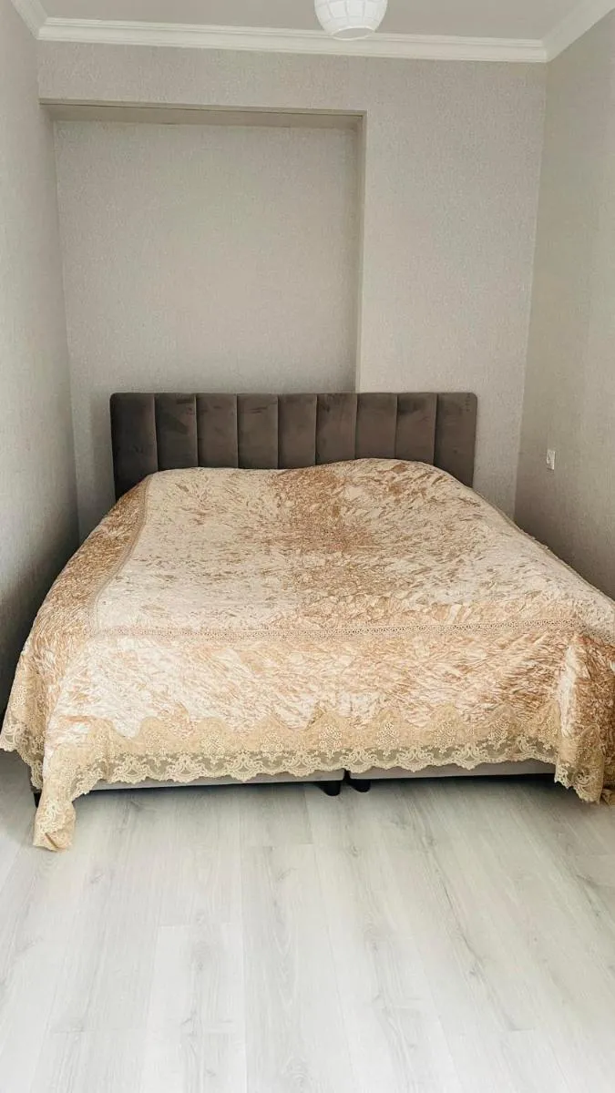 Image 6 of VARKETILl SUXISHVILI STREET APARTMENT
