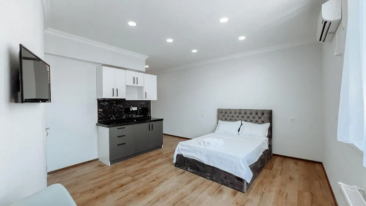 Image of VIP apart 481