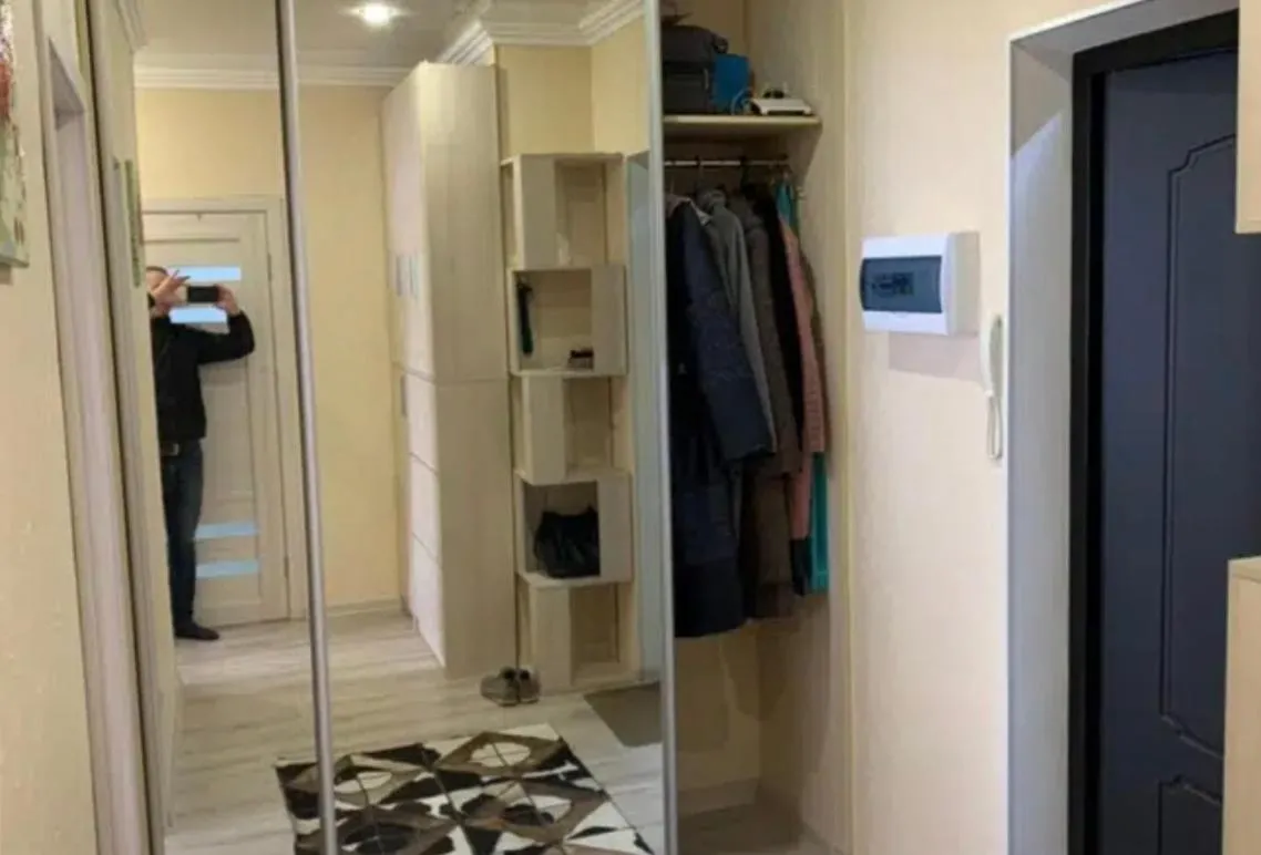 Image 4 of VIP apart 552