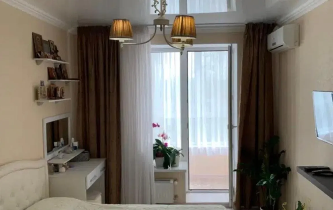 Image 5 of VIP apart 552