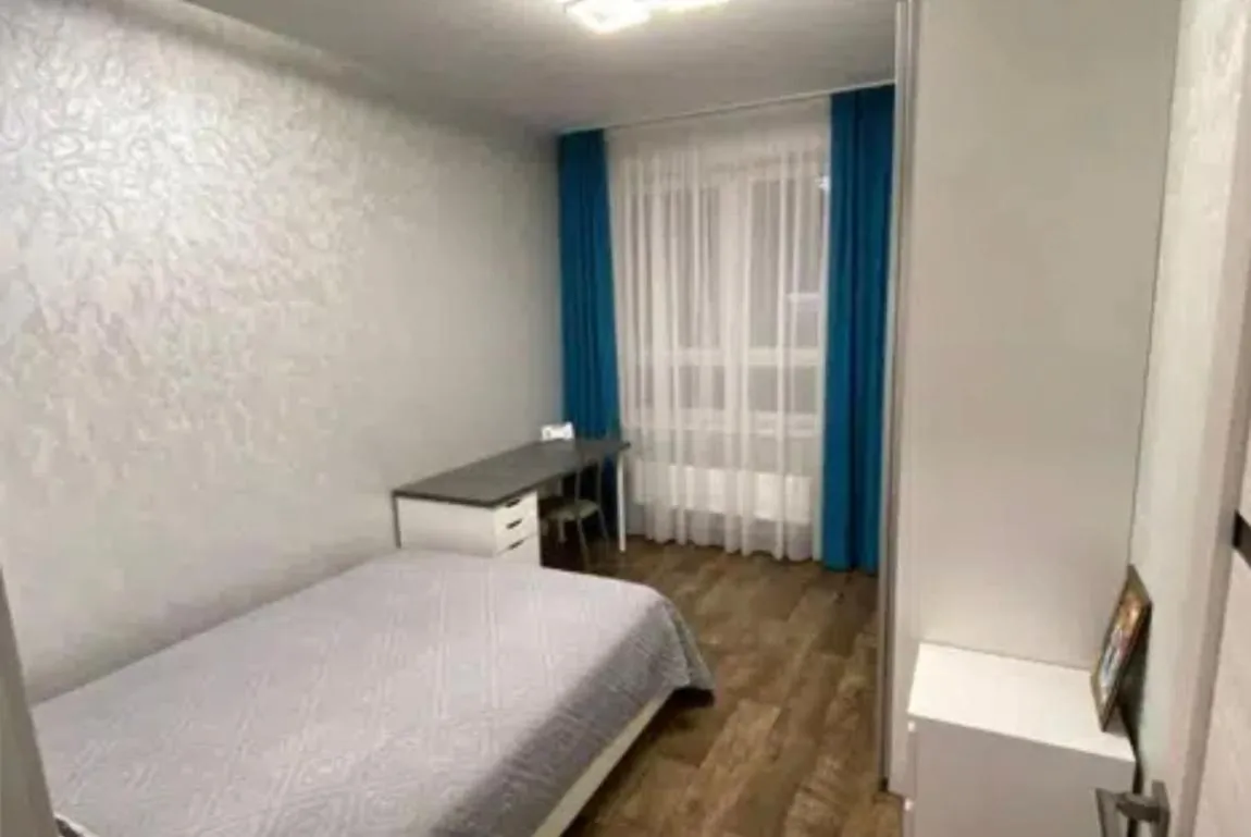 Image 1 of VIP apart 559 Zhordania 42 Old