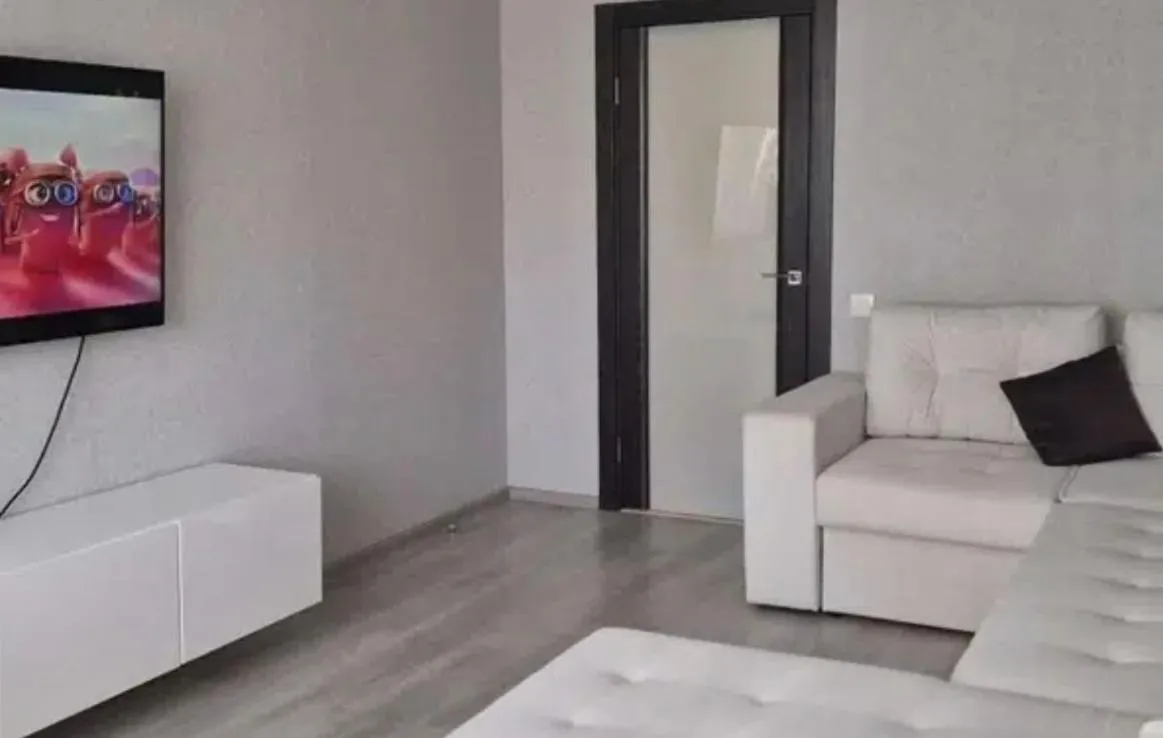 Image of VIP apart 575